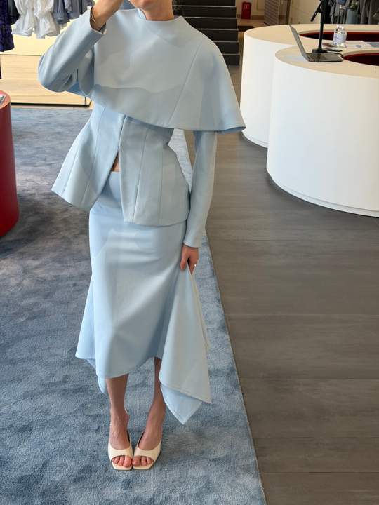 Накидка костюмная голубая