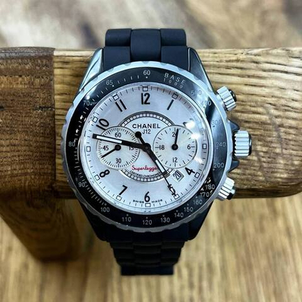 Часы CHANEL