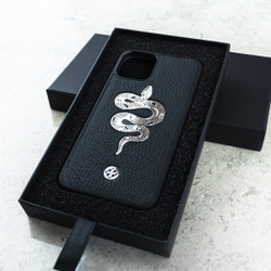 Дорогой чехол iPhone со змеей из ювелирного сплава - Euphoria HM Premium - натуральная кожа, стильный чехол iphone
