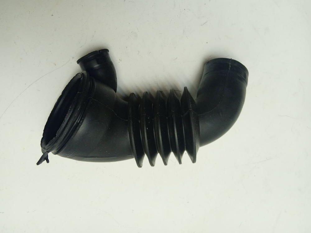 F1058ND кт5 Сливной патрубок для стиральной машины LG 4738ER2007A б/у