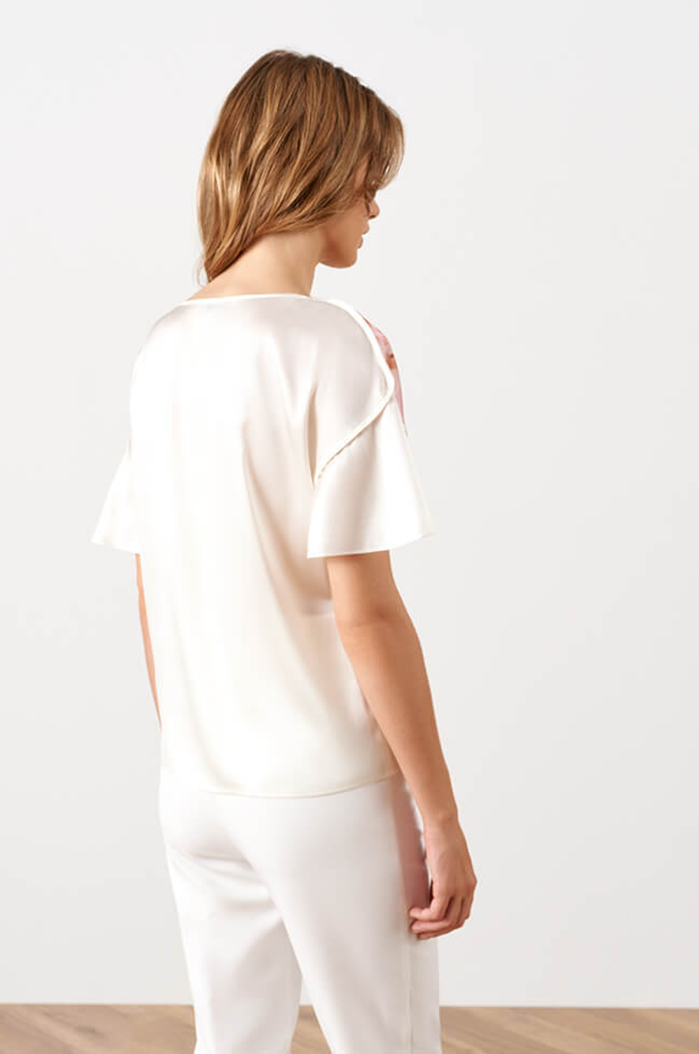 23034 Блузка женская (молочный)