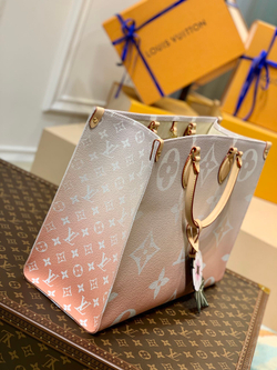 Louis Vuitton Onthego GM