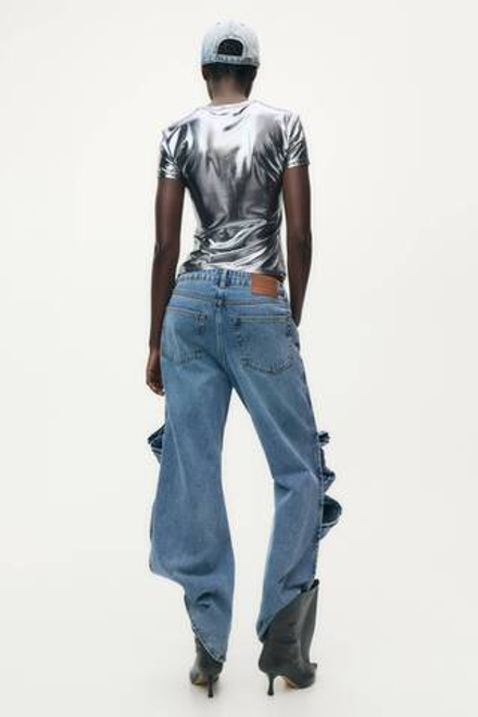 H&M - Glenn Martens Футболка с металлическим принтом, серебристый