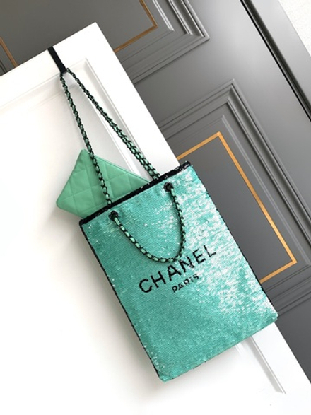 Chanel Shopping Bag 39 cm