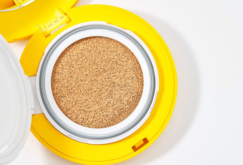 Тональная основа-кушон в оттенке Chupa Chups Candy Glow Cushion - 4.0 Medium