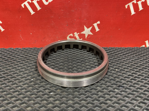 Регулировочная гайка правая 2023г