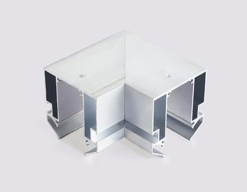 Коннектор угловой в натяжной потолок GL3390 хром Magnetic Standard Ambrella