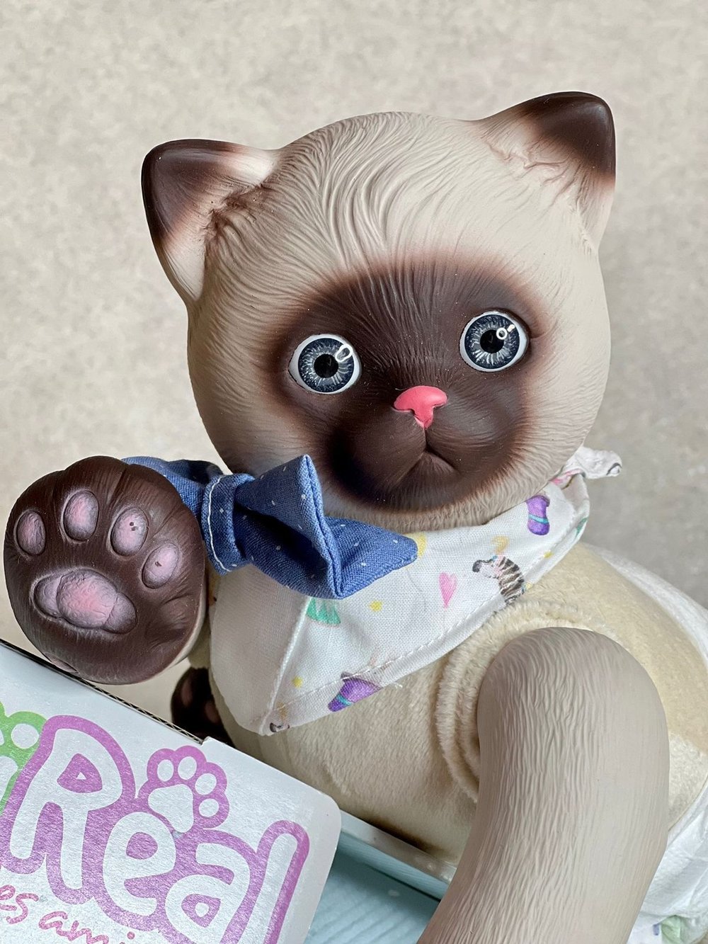 Игрушка мягконабивная 35см AniReal Кошечка (60131)