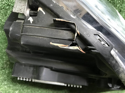 Битая Фара правая Geely Atlas 1 (2016-2022) LED