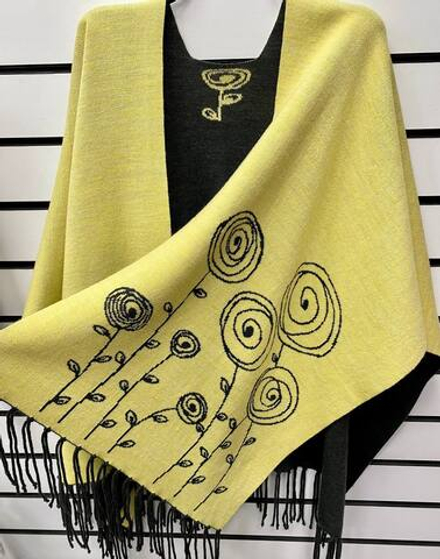 Накидка женская НК533-24/17 Розы желтый