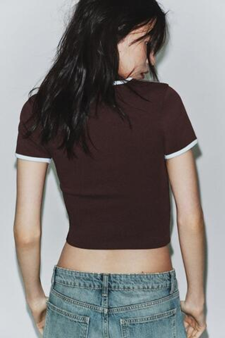 ZARA ФУТБОЛКА С КОНТРАСТНЫМИ ДЕТАЛЯМИ, КОРИЧНЕВЫЙ