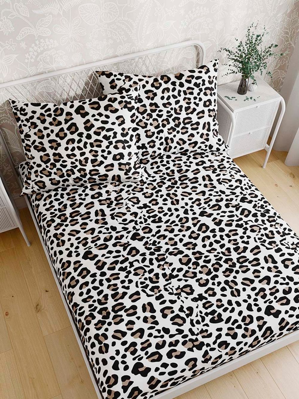 Постельное белье Simple House "Panther (полисатин)" 2-спальный  Наволочка 50х70 см 2 шт  Простынь  240х215 см  Пододеяльник 175х215 см