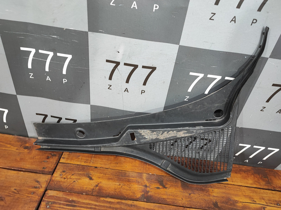 Жабо левая часть Skoda Octavia 3 (A7) 13-20 Б/У Оригинал 5E1819415B