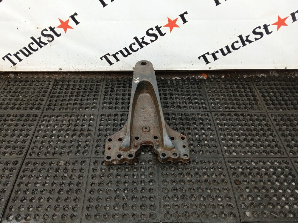 Кронштейн полурессоры задний