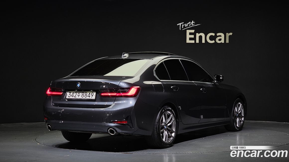 BMW 3 Series (G20) 320i (05.2020)