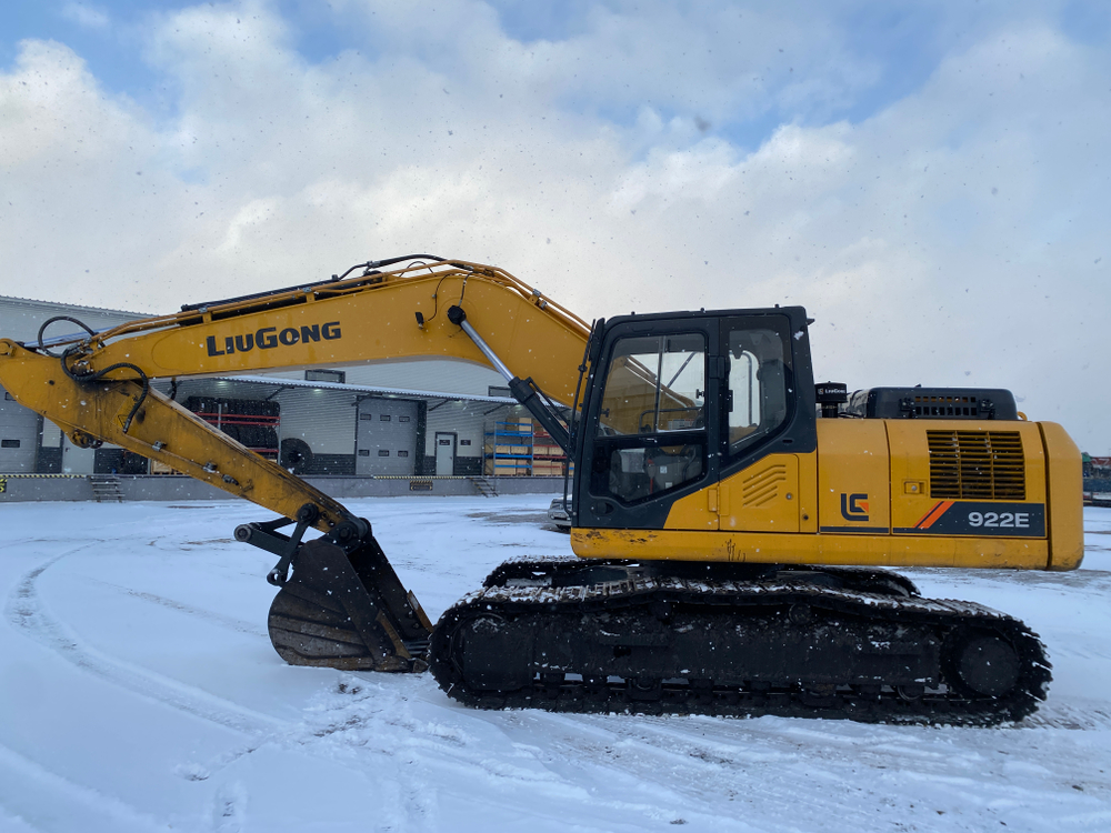 LiuGong CLG922 Экскаватор CLG922E (Дизельный, 5,9 л, 169 л.с., АТ)
