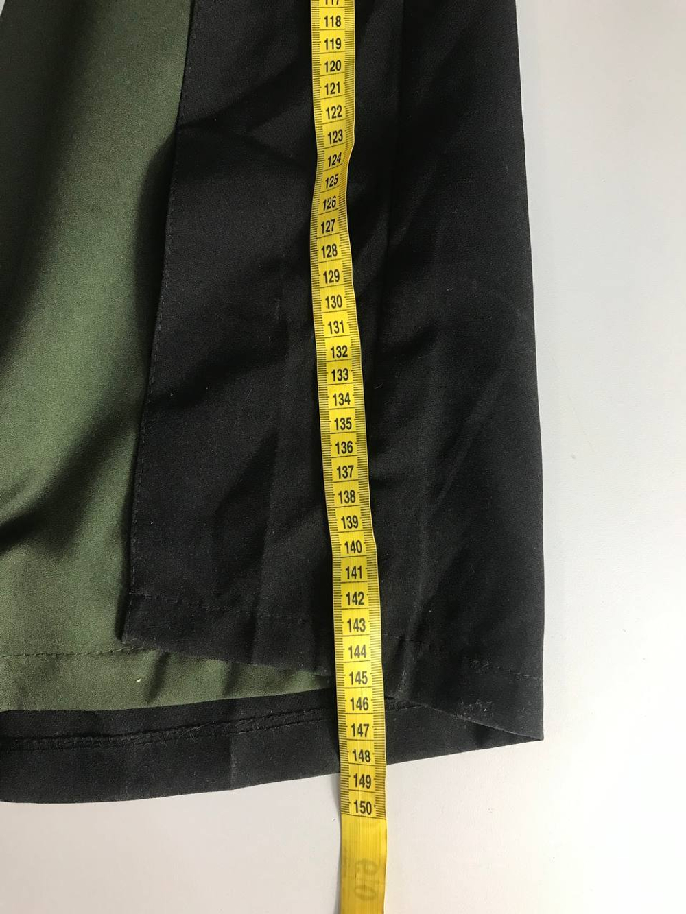 Комбинезон Salus Brand стильное, визуально на 42 размер, новое