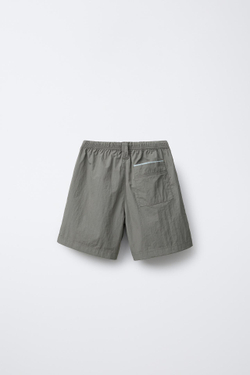 ZARA ОДНОТОННЫЕ ШОРТЫ-БЕРМУДЫ ИЗ НЕЙЛОНА, СЕРО-КОРИЧНЕВЫЙ