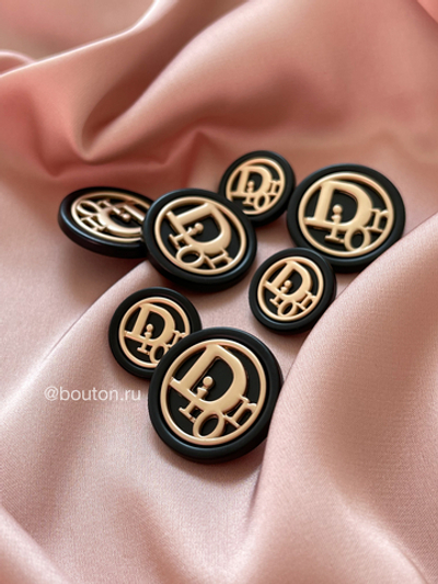 Пуговицы Ди. Черные Классика