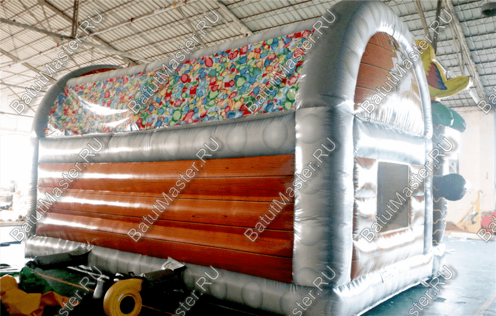 Коммерческий надувной батут "Сундучок с крышей"