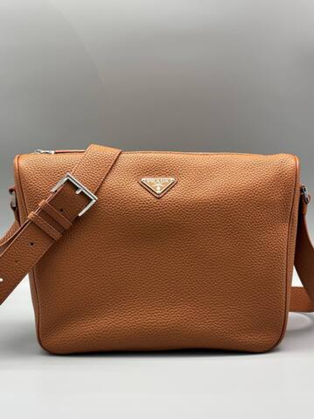 Сумка-мессенджер Prada