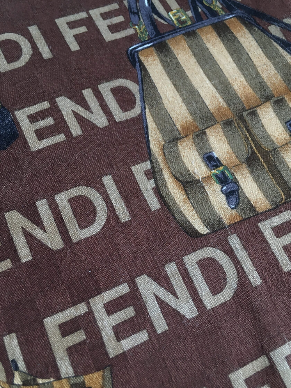Платок Fendi
