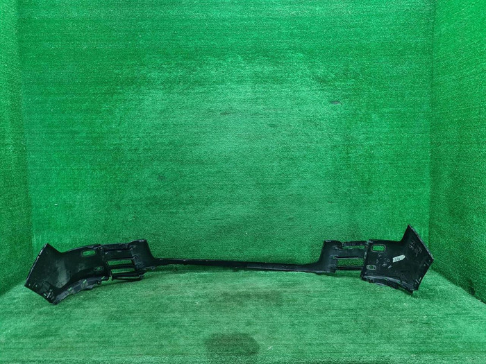 Бампер передний Toyota Land Cruiser 300 (21-нв)