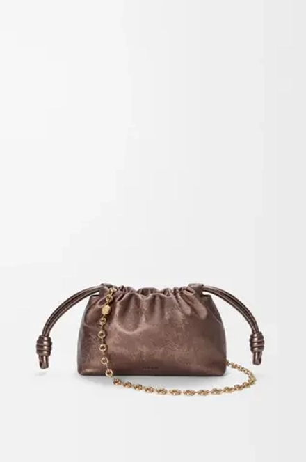 Loewe Мини-сумка Flamenco из телячьей кожи с муаровым принтом, бронзовый