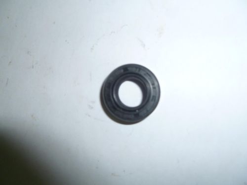 Сальник (12х22х7) вала коленчатого передний TSS-GJH95/Front oil seal