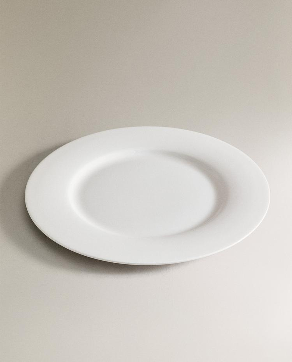 ZARA HOME ТАРЕЛКА ИЗ КОСТЯНОГО ФАРФОРА, БЕЛЫЙ
