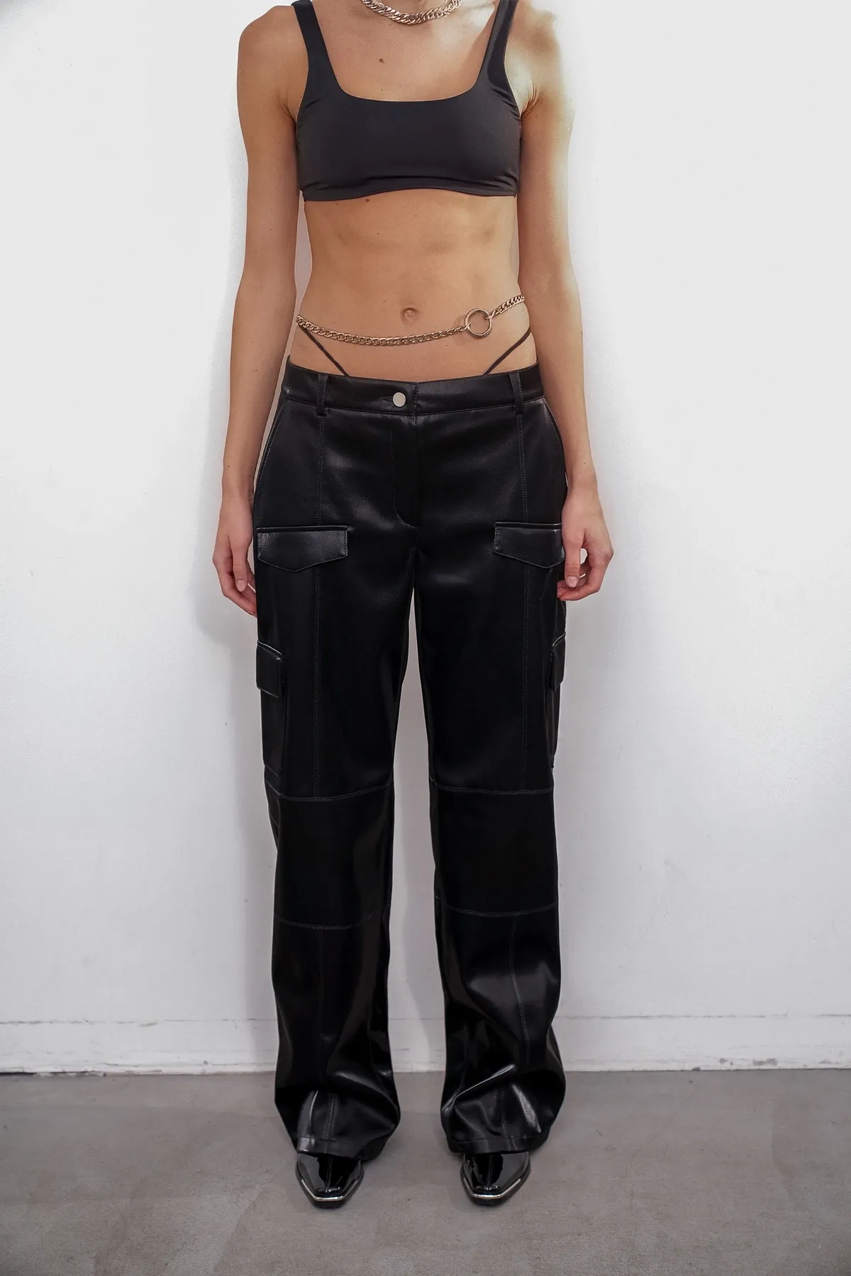 Брюки из экокожи Neo