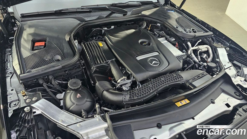 Mercedes-Benz E-Class W213 E250 Avangarde (11.2023)
