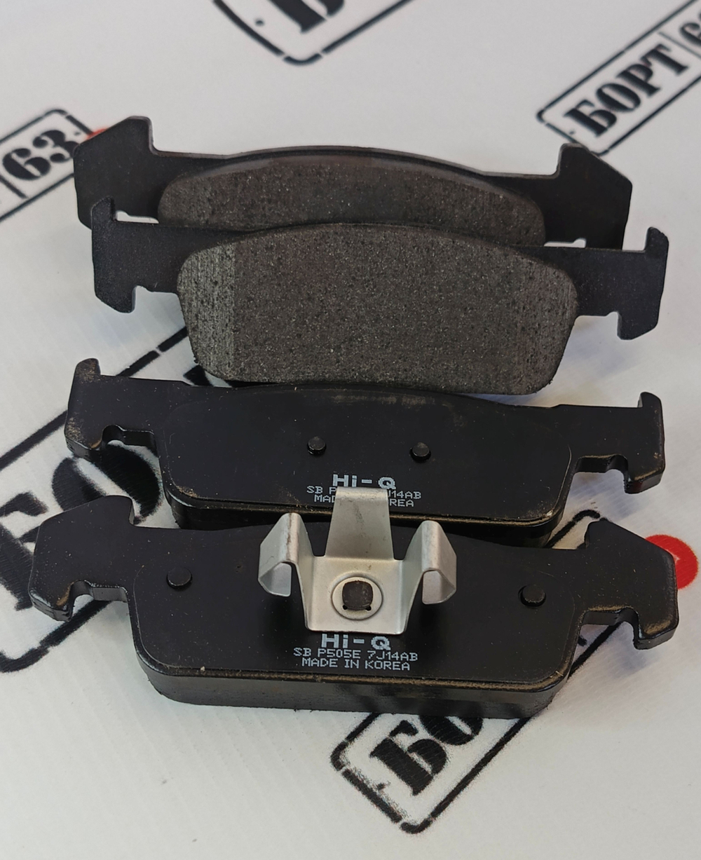 Тормозные колодки HI-Q SP1786 передние