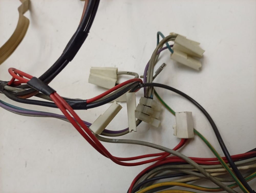 FL105S кт50 Комплект проводов для стиральной машины Ardo 56009571 б/у