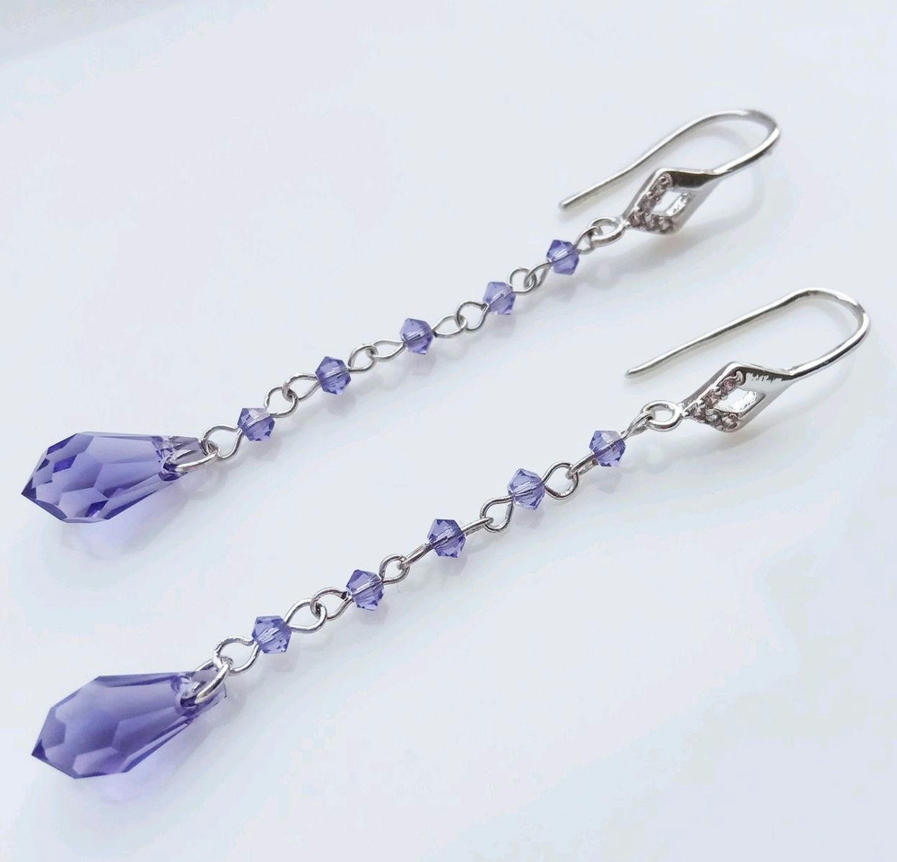 Серьги длинные с кристаллами Сваровски "Ледяная лаванда"