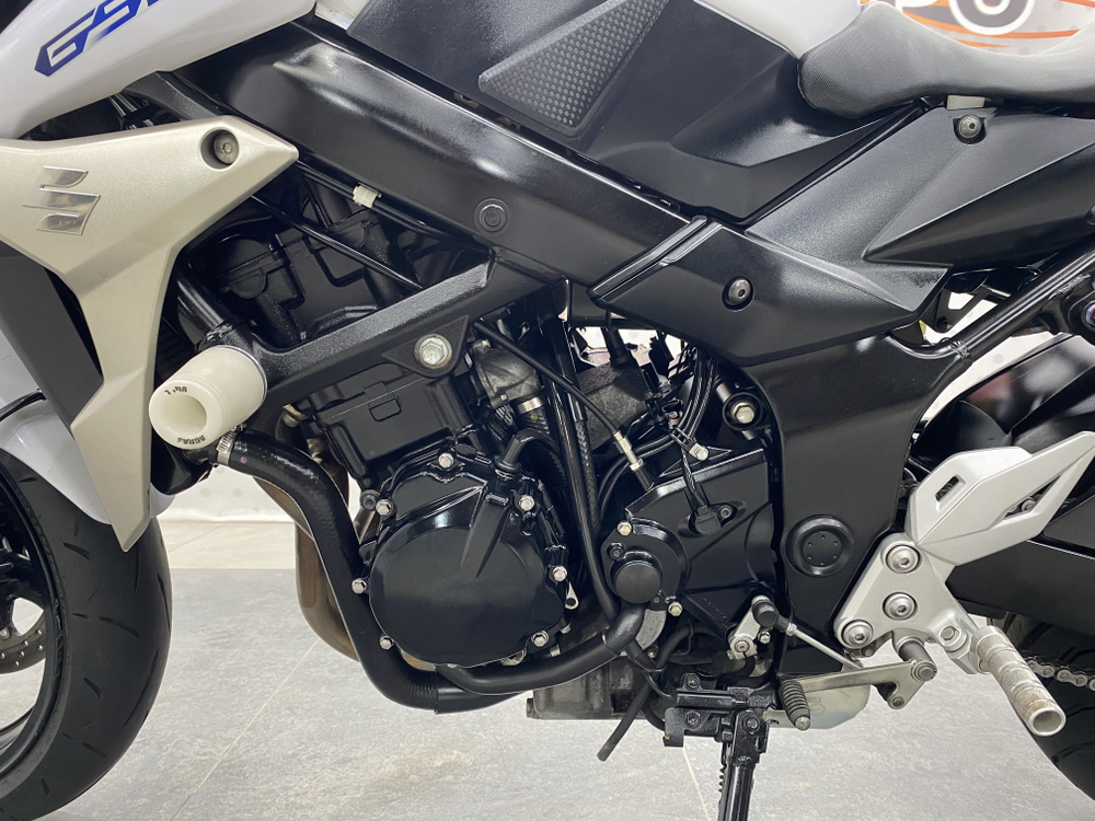 Suzuki GSR750 A , 2012