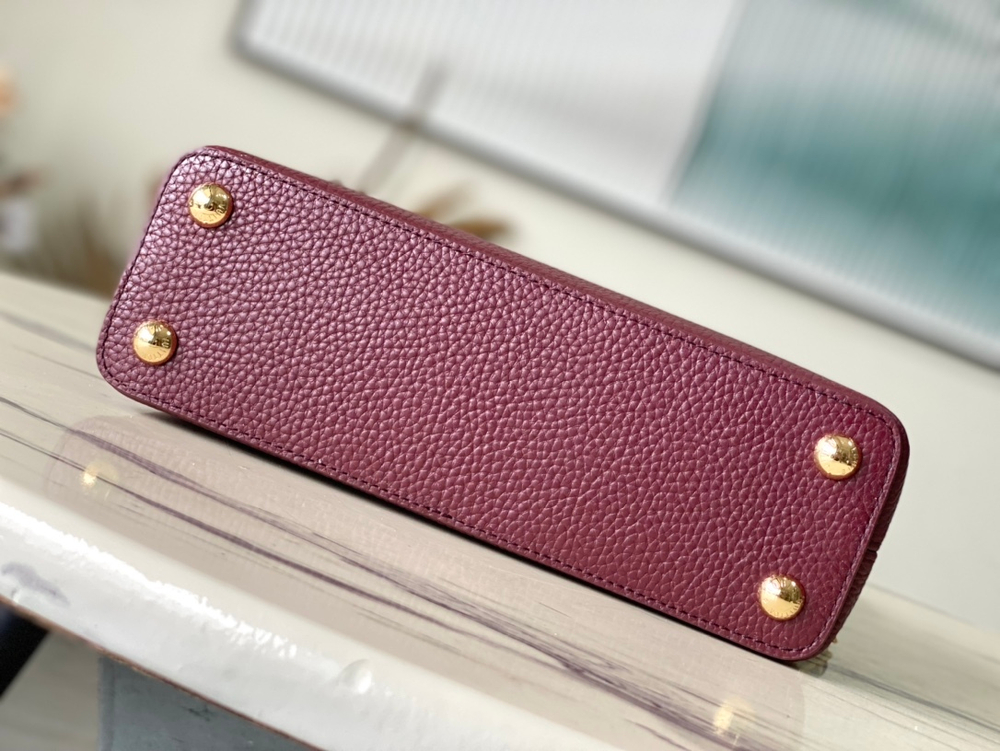 Louis Vuitton Capucines BB