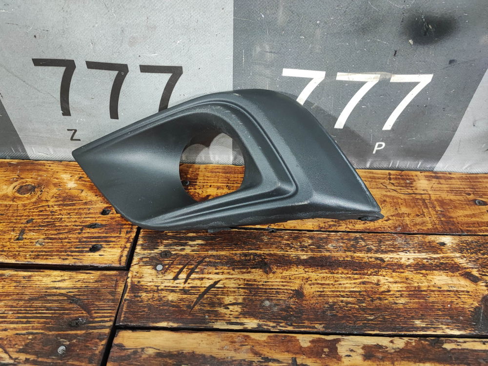 Накладка ПТФ передняя левая Nissan Murano 3 (Z52) 14-нв Б/У Оригинал 622575AA0A