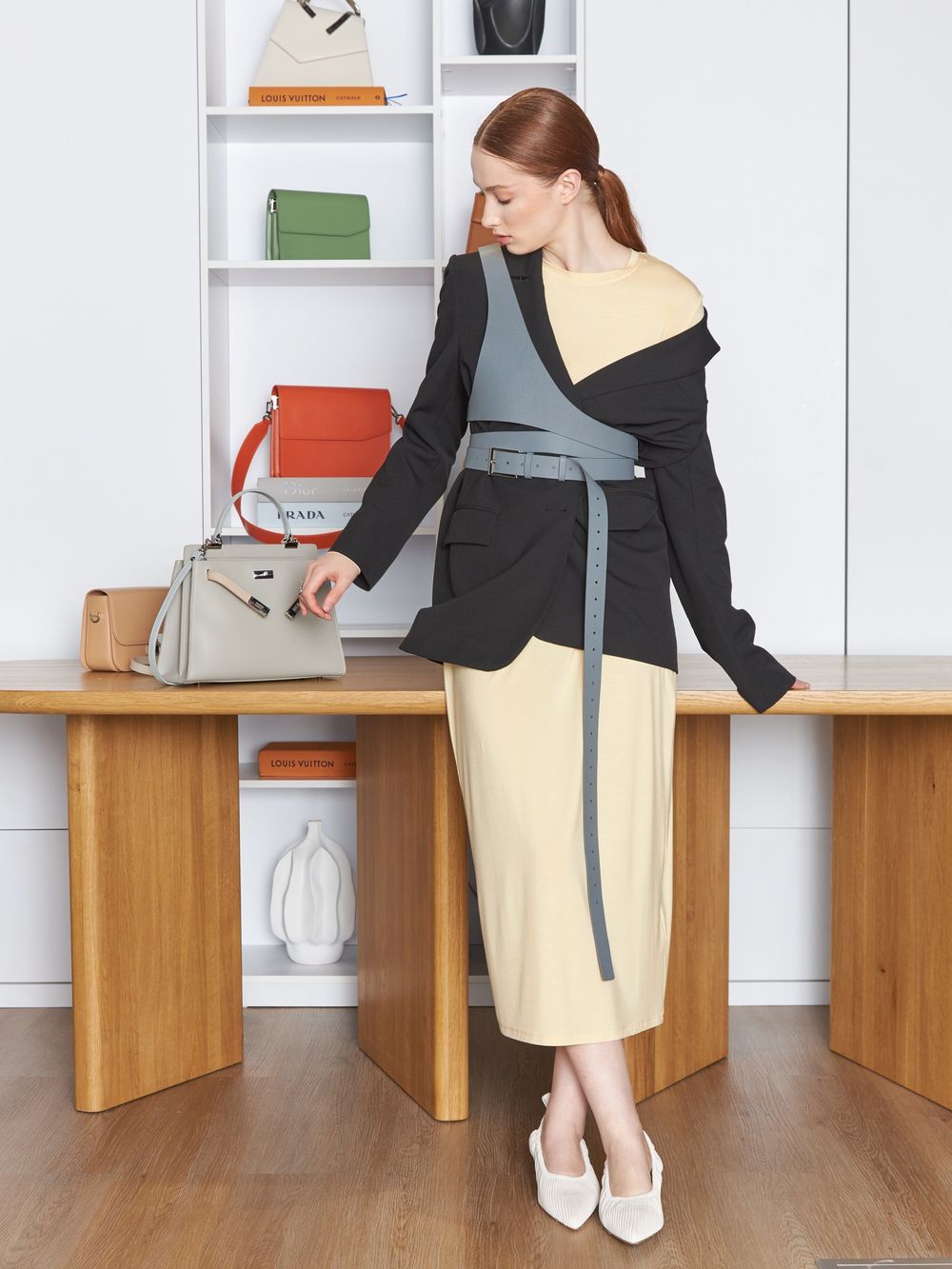 РЕМЕНЬ-ПОРТУПЕЯ D.GREY