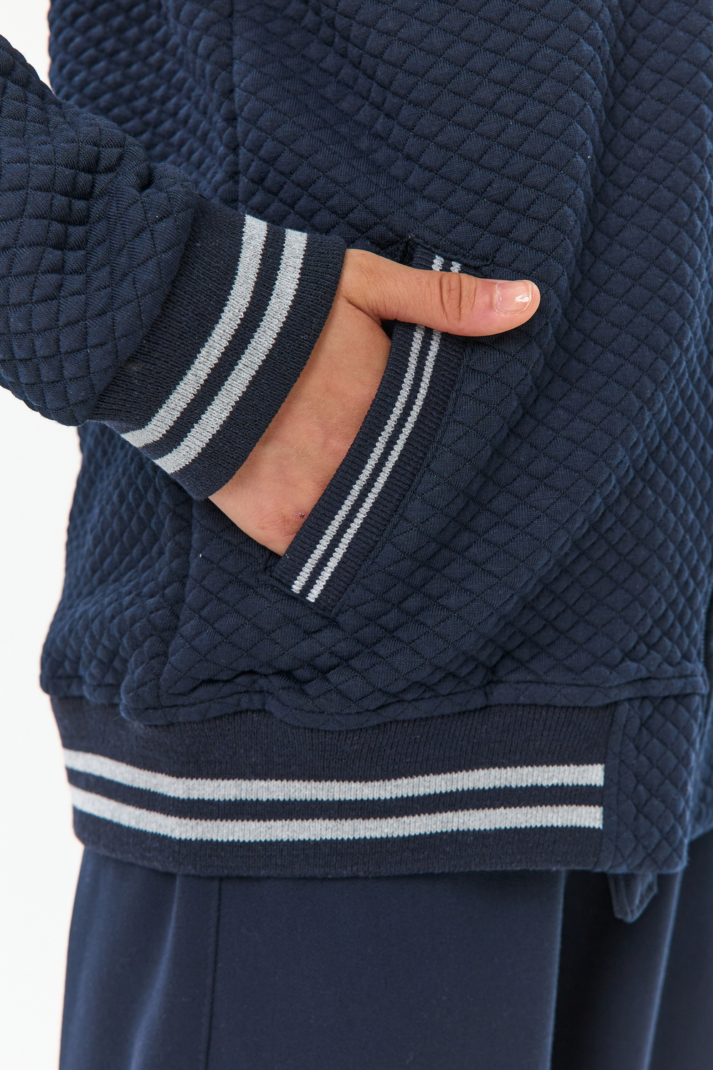 Бомбер на молнии 2395 (122-146)