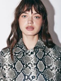 Куртка из экокожи "Питон" женская