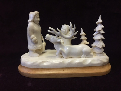 Важенка. Скульптурная композиция. Сувенир из  кости.