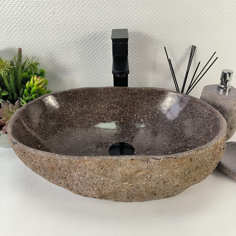 Раковина из речного камня RS-65138 49*33*15 0861
