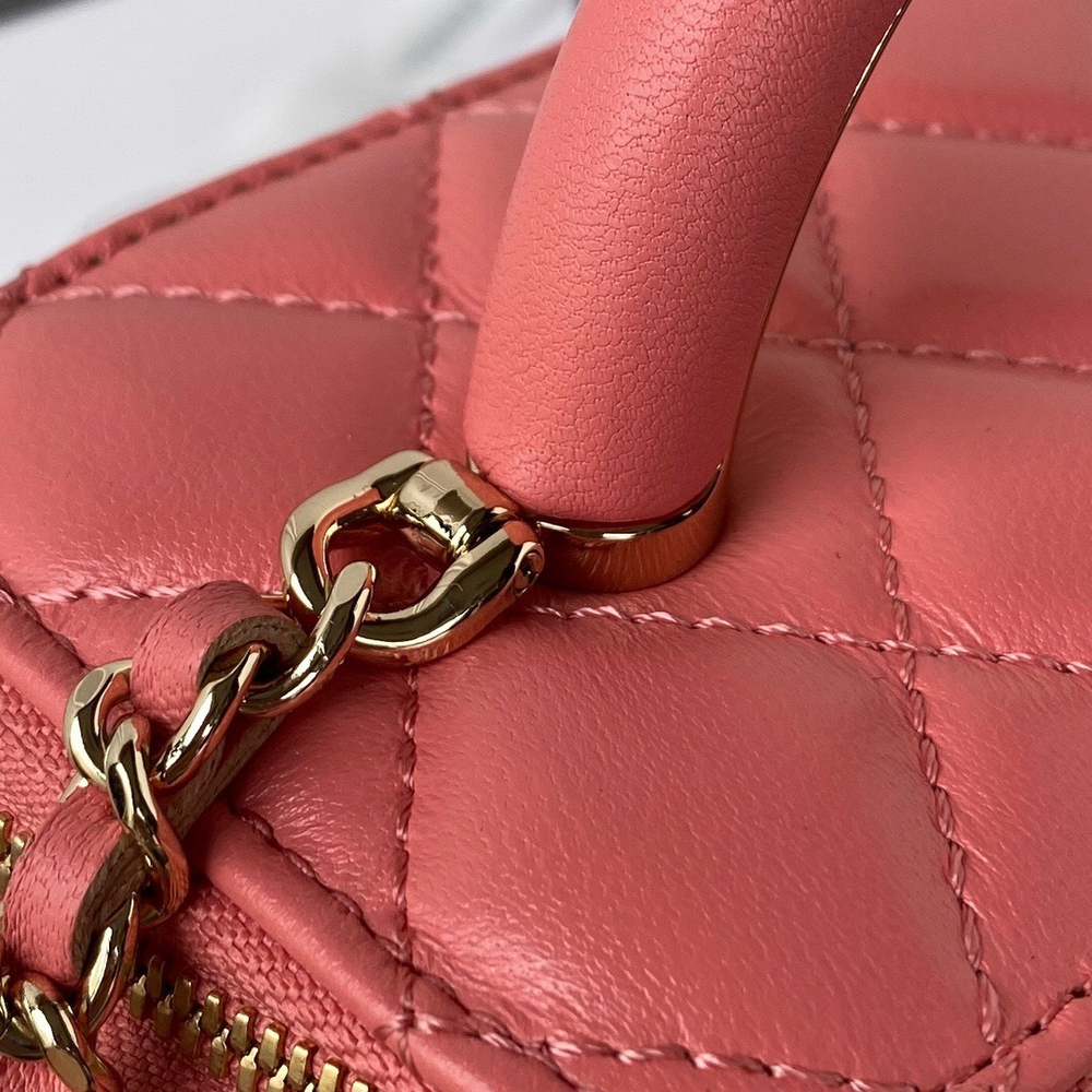 Chane1 Vanity With Chain 17 cm