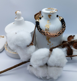 Браслет из бисера Золотой