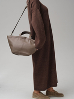 Кожаная сумка Azaro 31355 тауп