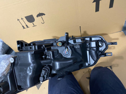 Оригинальная LED фара Nissan Qashqai J11