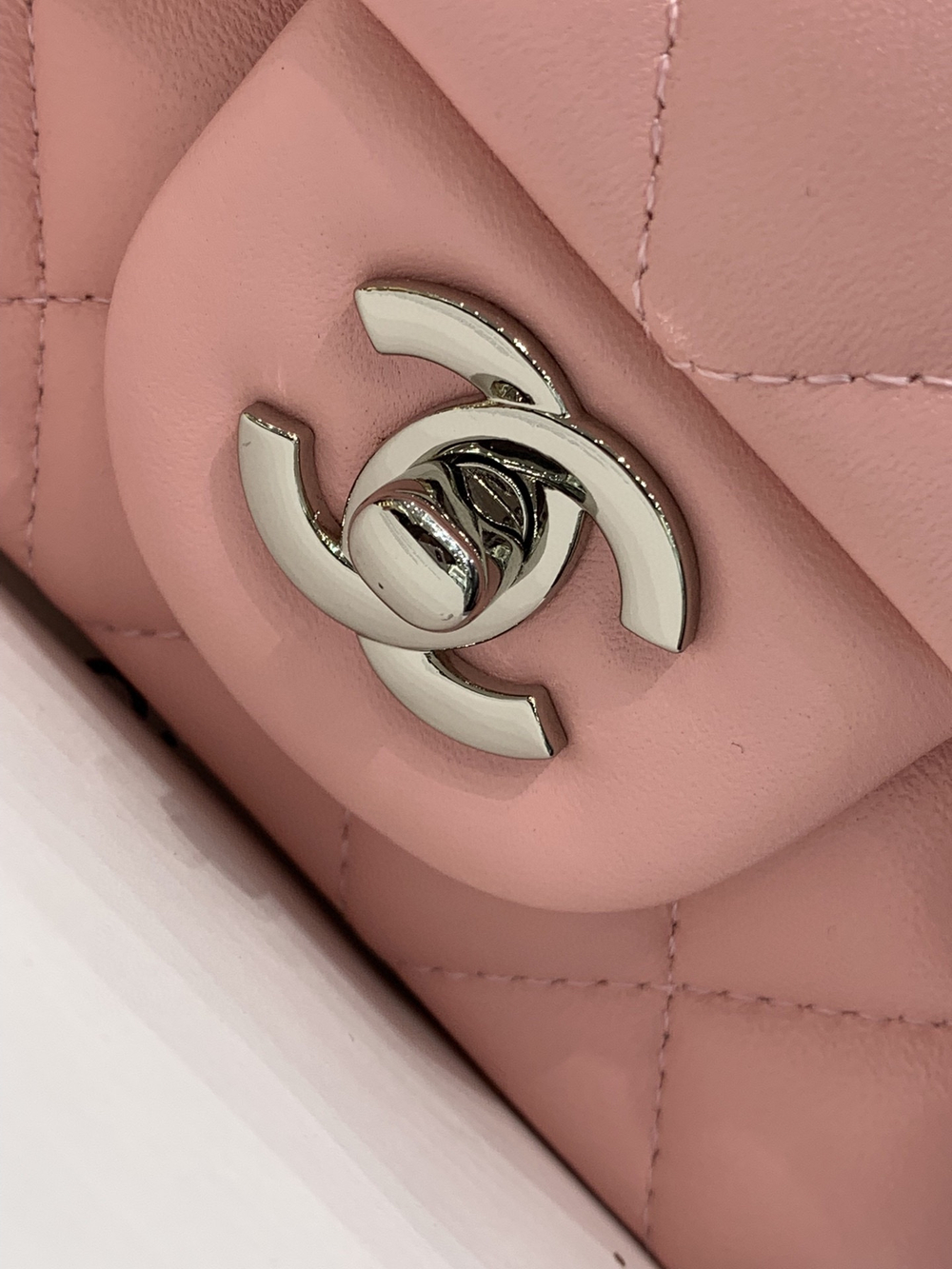 Chanel Bag 20 cm