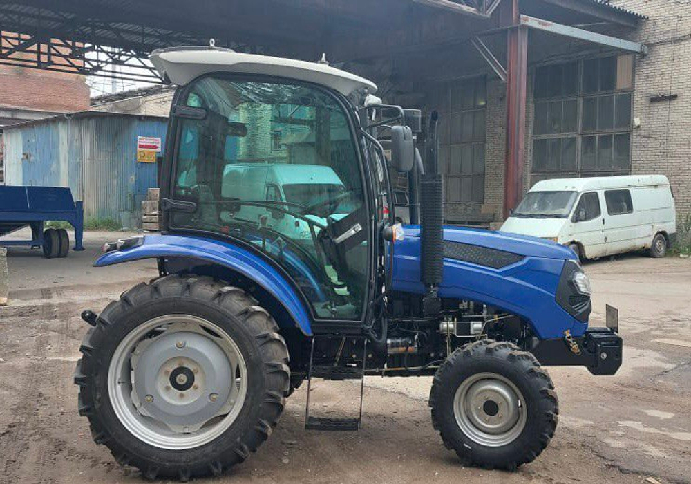 Трактор Xingtai | Синтай XT-504C с кабиной