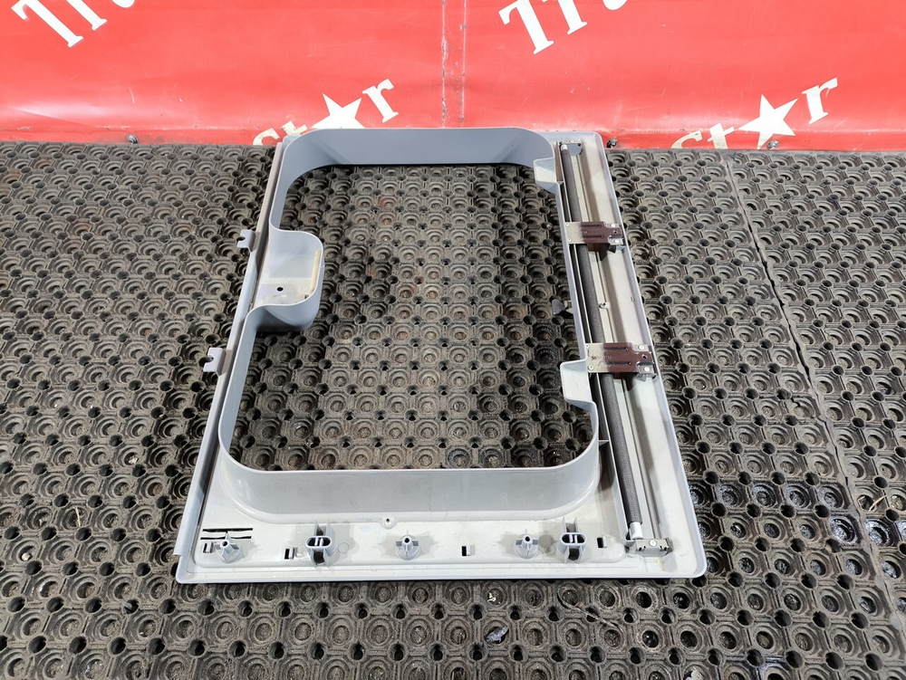 Накладка люка внутренняя 2020г.